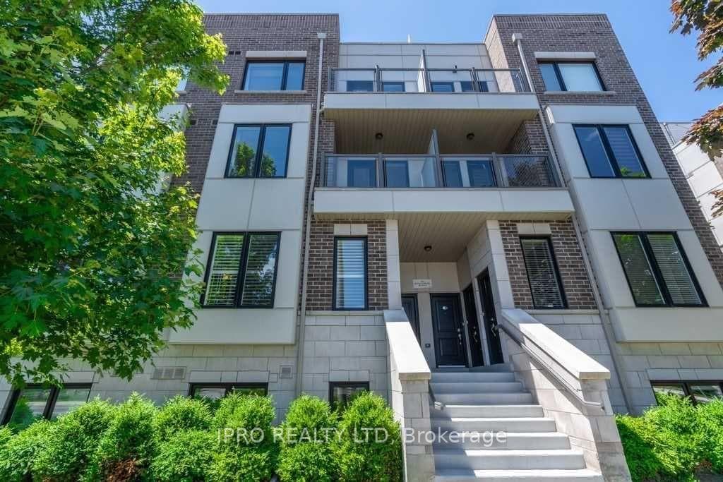 252 Royal York Road Unit 209, Toronto W06