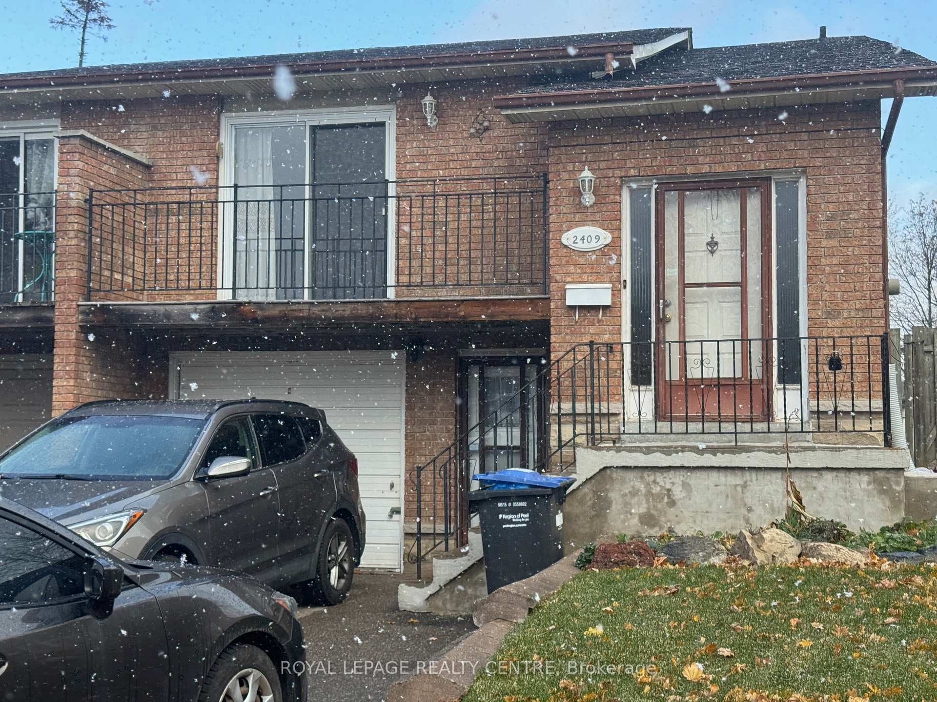 2409 Culver Way Unit Main, Mississauga, ON L5B 2P8 - Photo 1