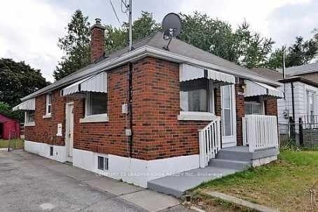 4075 Lawrence Avenue, Rouge / Port Union / Malvern, ON M1E 2R6 - Photo 1