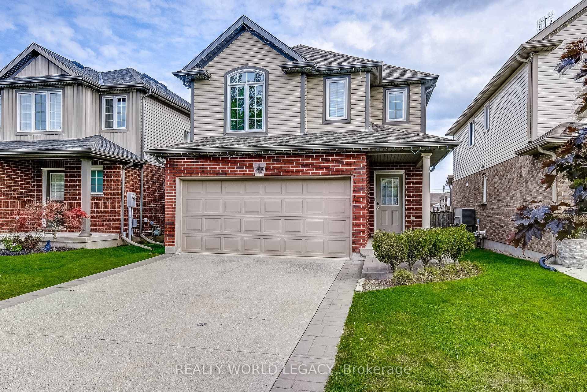 6616 Mary Drive, Niagara Falls, ON L2H 0B5 - Photo 1