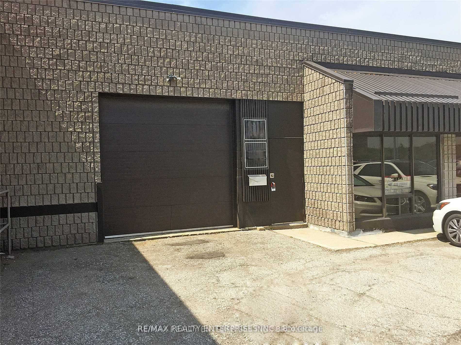 2133 Royal Windsor Drive Unit 24, Mississauga, ON L5J 1K5 - Photo 1