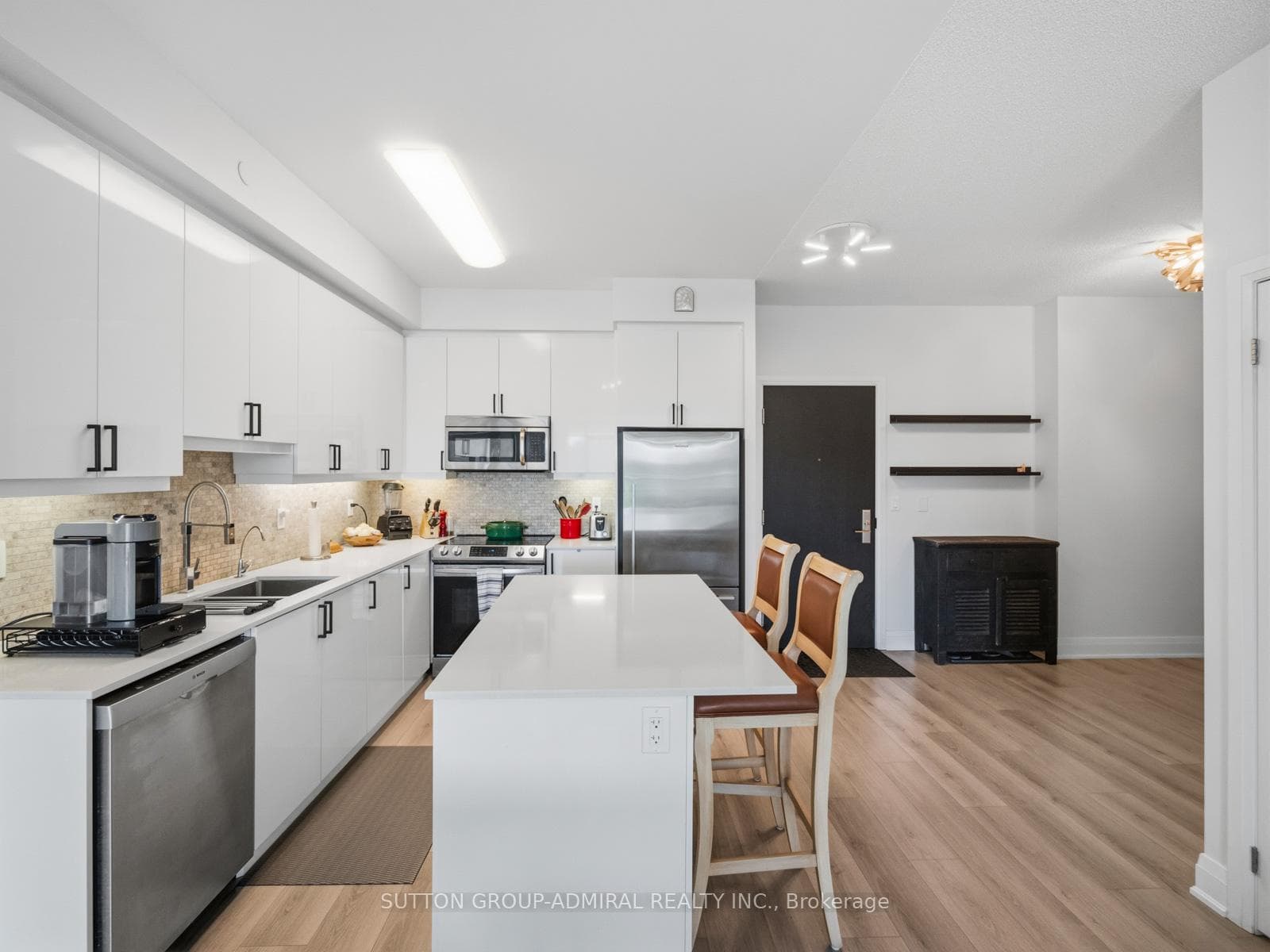 35 Fontenay Court Unit 606, Etobicoke (Islington / Rexdale), ON M9A 0C4 - Photo 1
