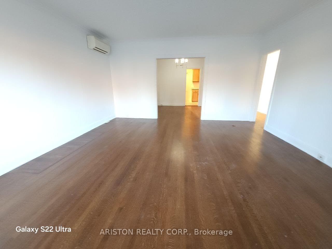 976 Avenue Road, Forest Hill / Deer Park, ON M5P 2K8 - Photo 1