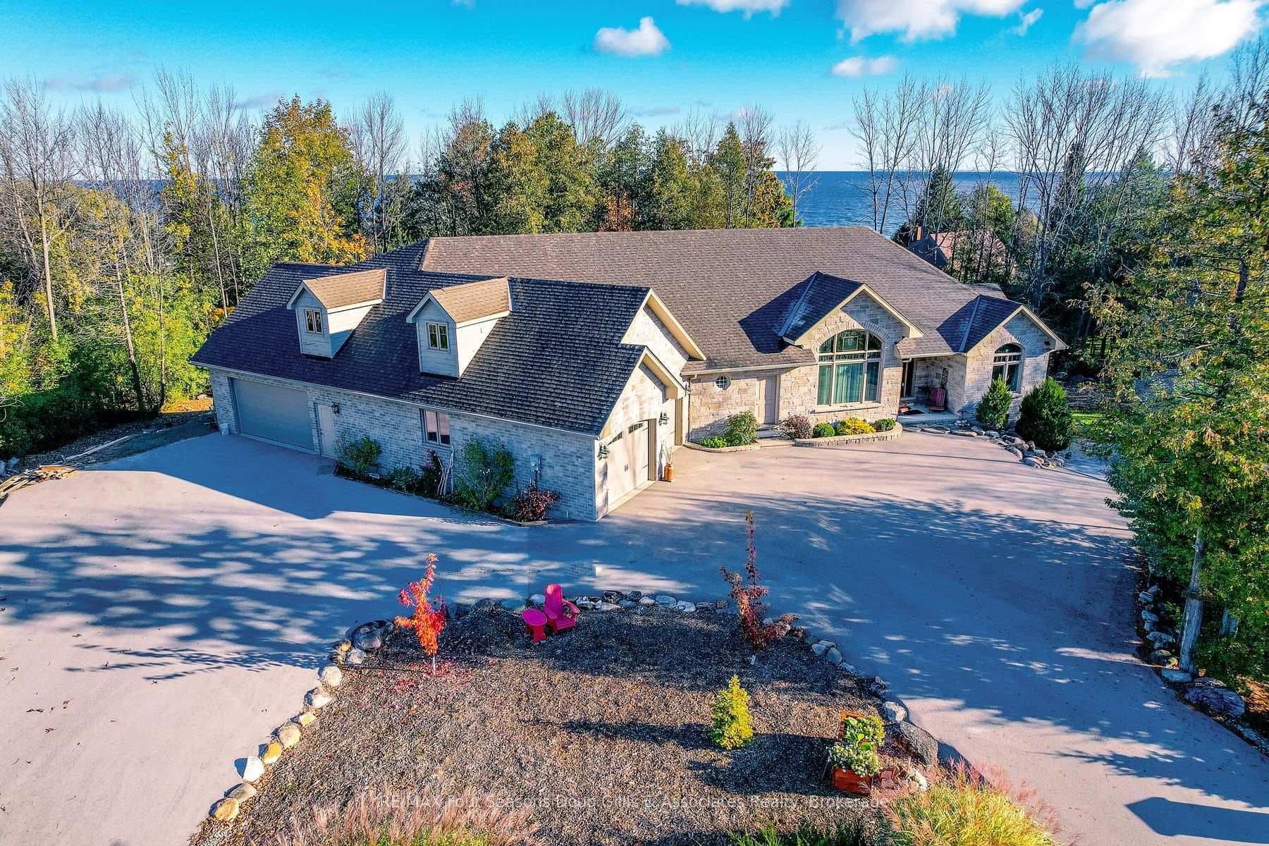 135 Algonquin Drive, Meaford, ON N4L 0A7 - Photo 1