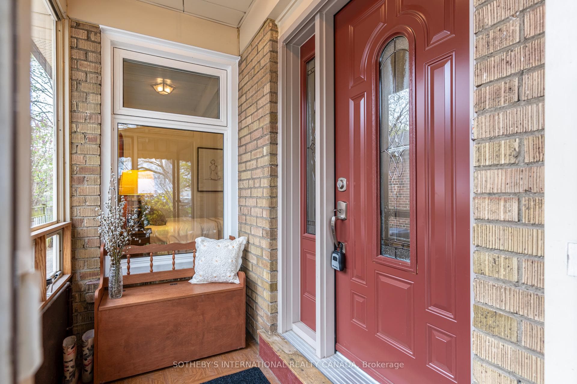 16 Paulart Drive, Etobicoke (Islington / Rexdale), ON M9B 3V4 - Photo 1