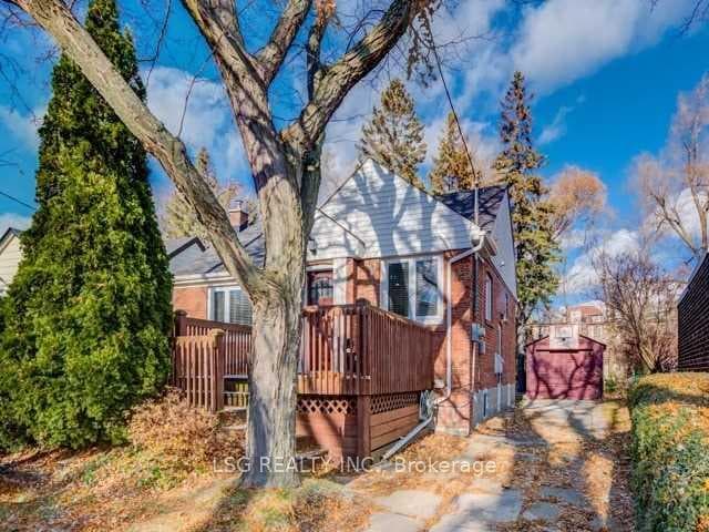 34 Glencrest Boulevard Unit Basement, Danforth / East York, ON M4B 1L3 - Photo 1