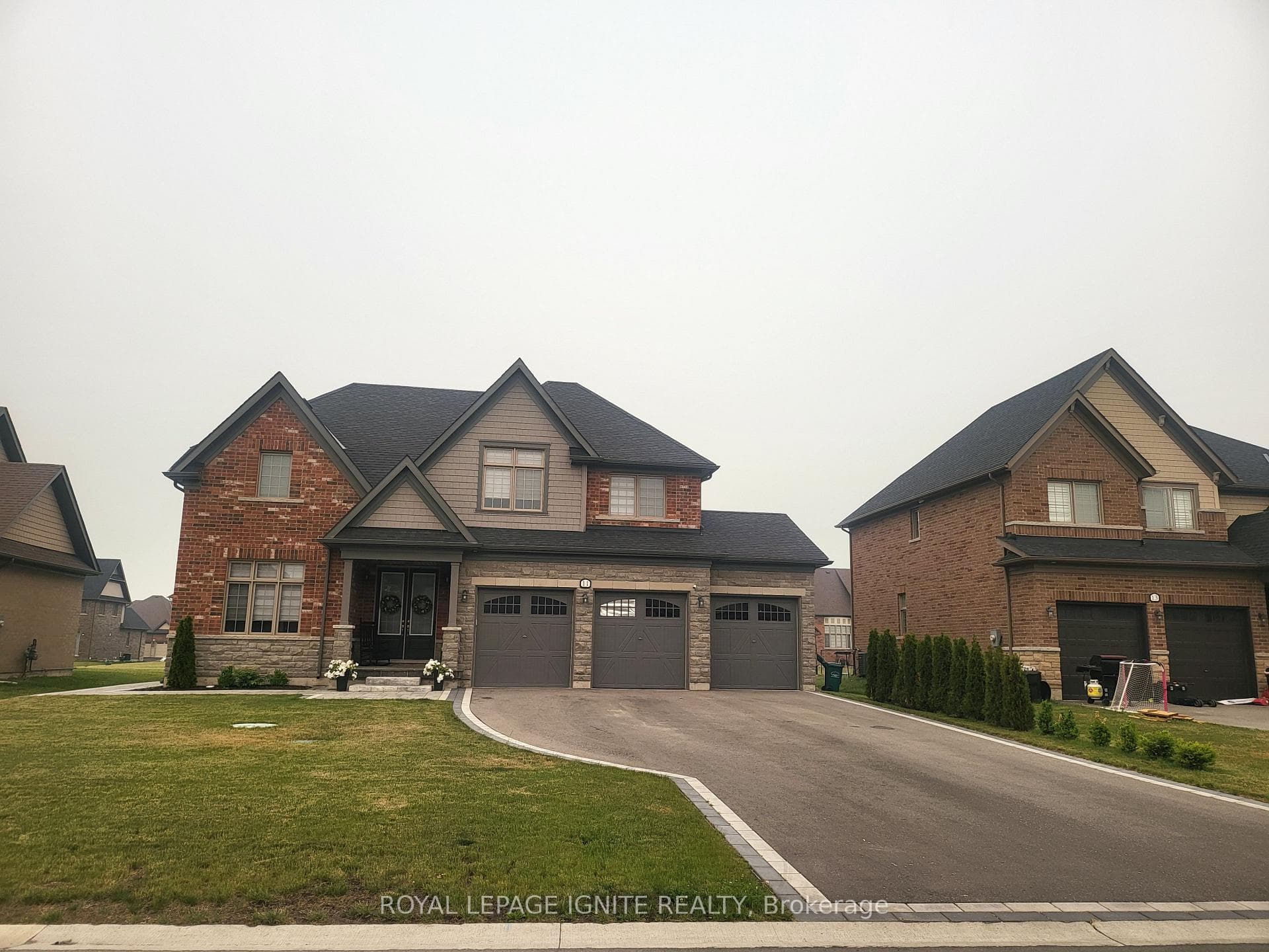 11 Monarch Road, Quinte West