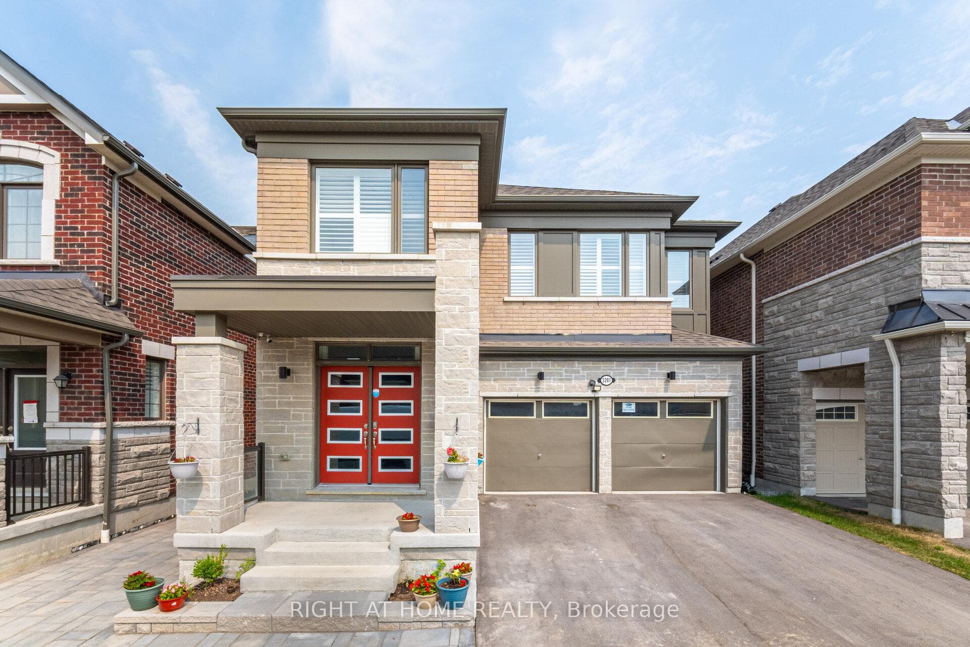 3281 Turnstone Boulevard, Pickering, ON L1X 0M9 - Photo 1