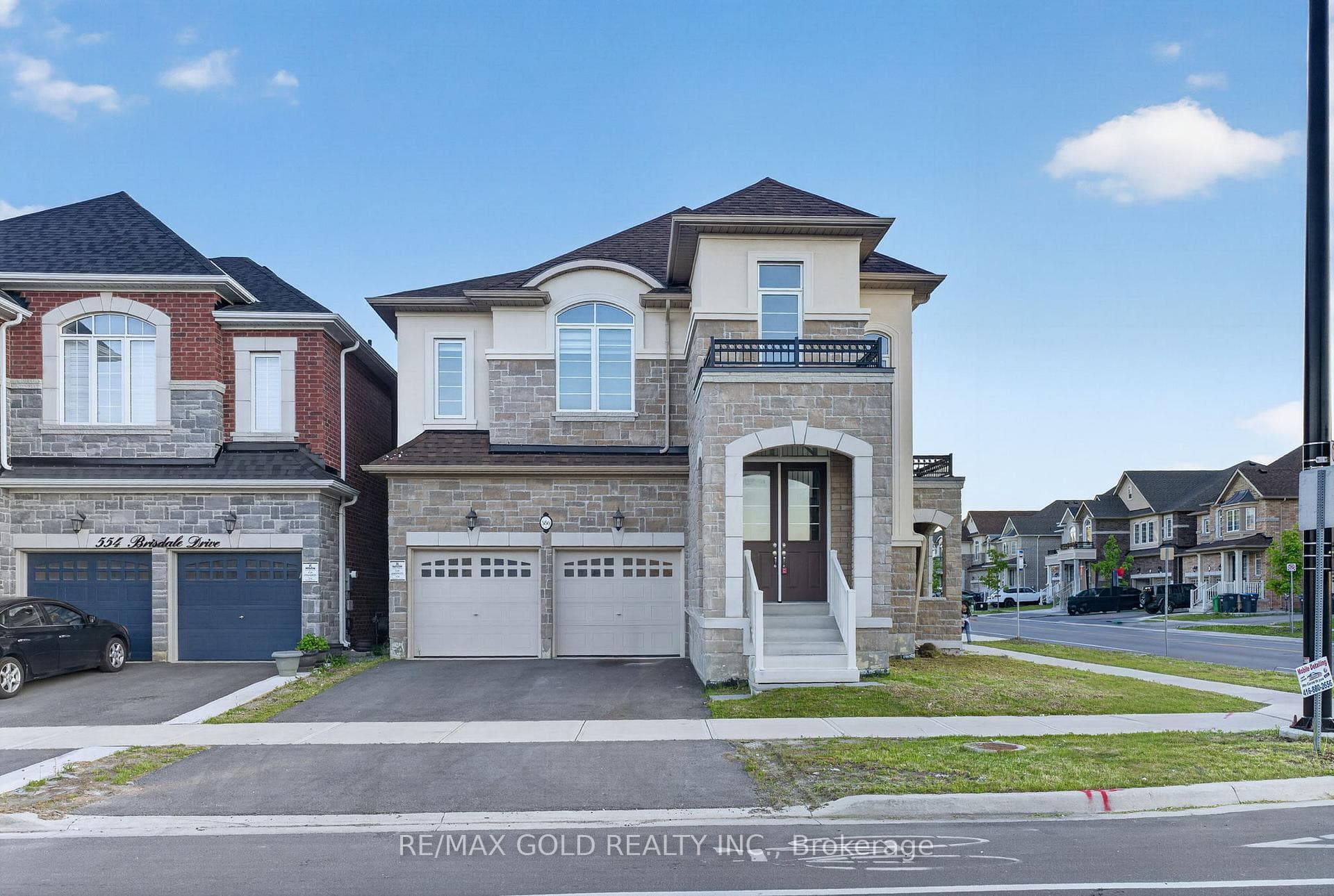 556 Brisdale Drive, Brampton, ON L7A 0C3 - Photo 1