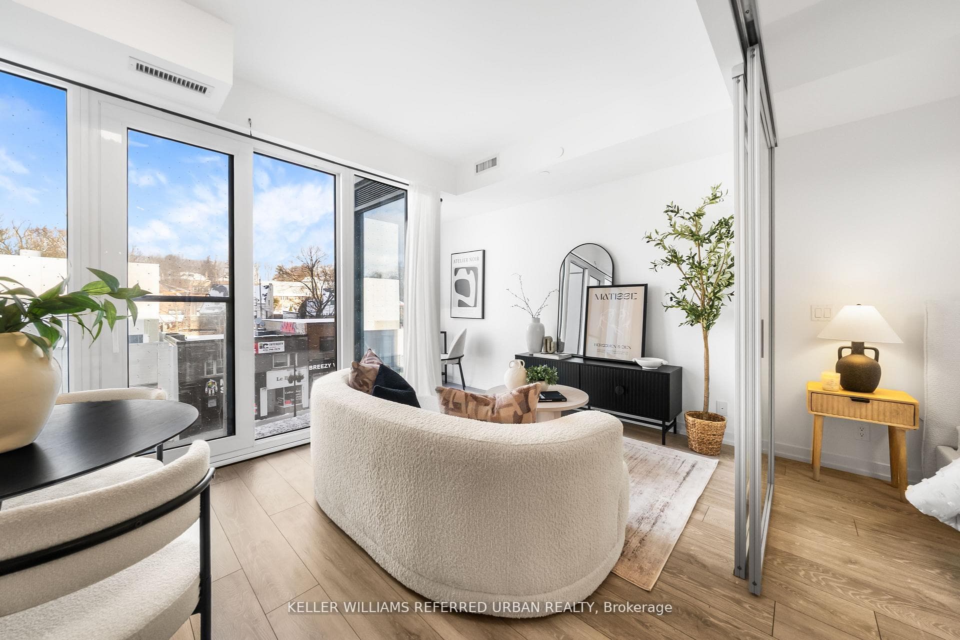2020 Bathurst Street Unit 322, Forest Hill / Deer Park, ON M5P 0A6 - Photo 1