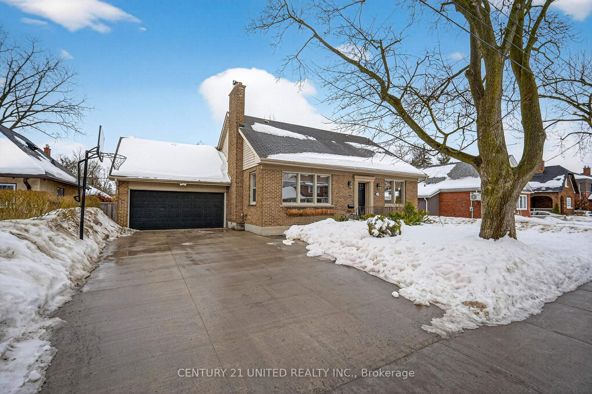 499 Hunter Street, Peterborough, ON K9H 2M9 - Photo 1