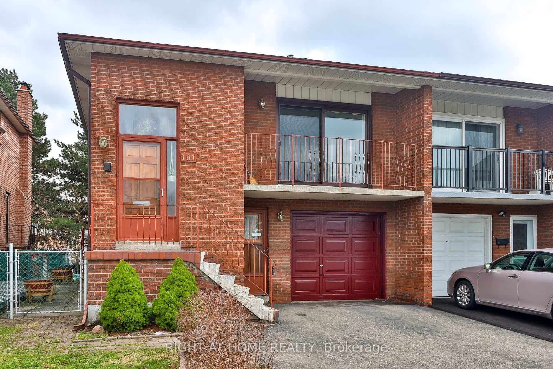101 Benjamin Boake Trail, Downsview / Black Creek, ON M3J 3C8 - Photo 1
