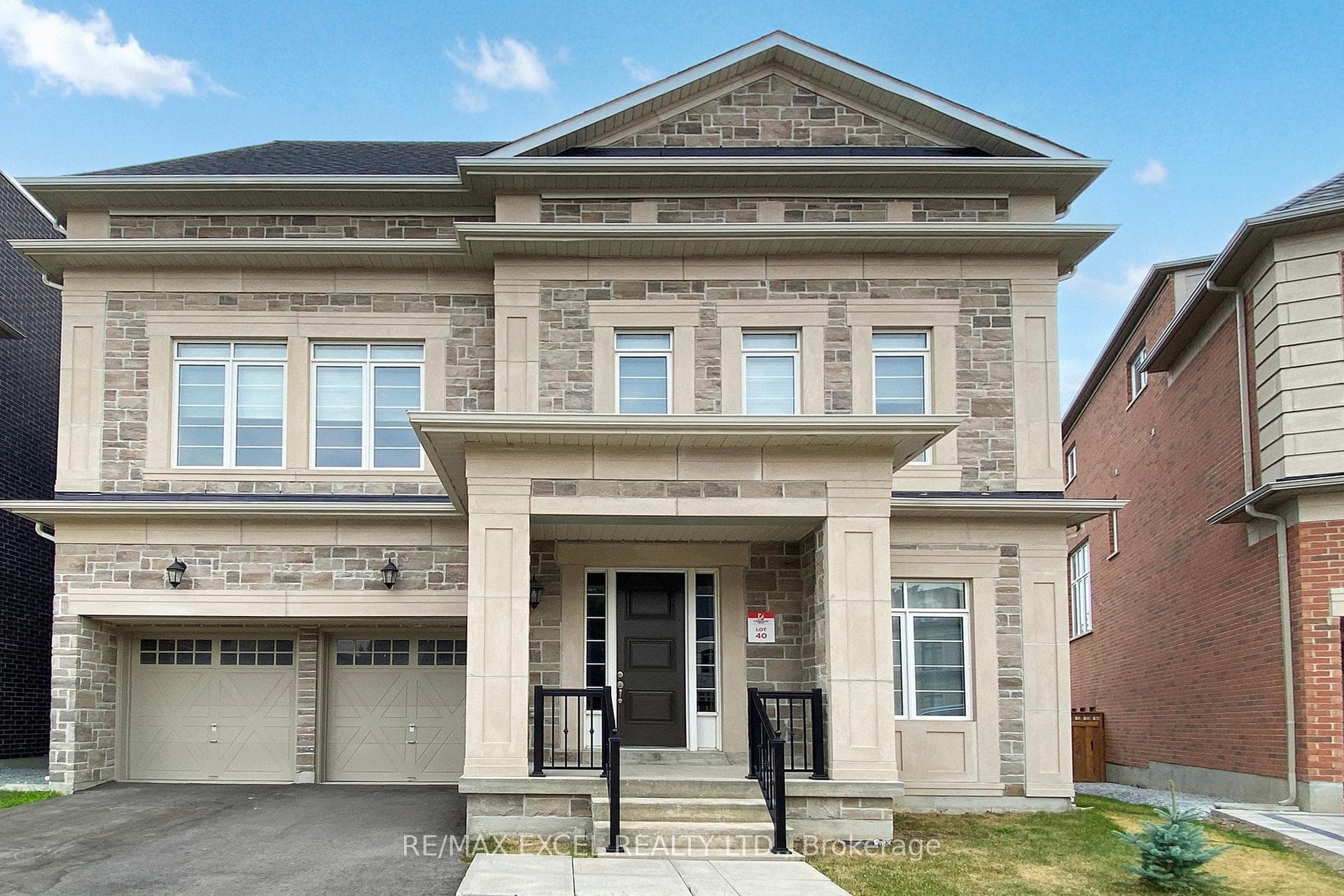 29 Night Sky Court, Richmond Hill, ON L4C 2R4 - Photo 1