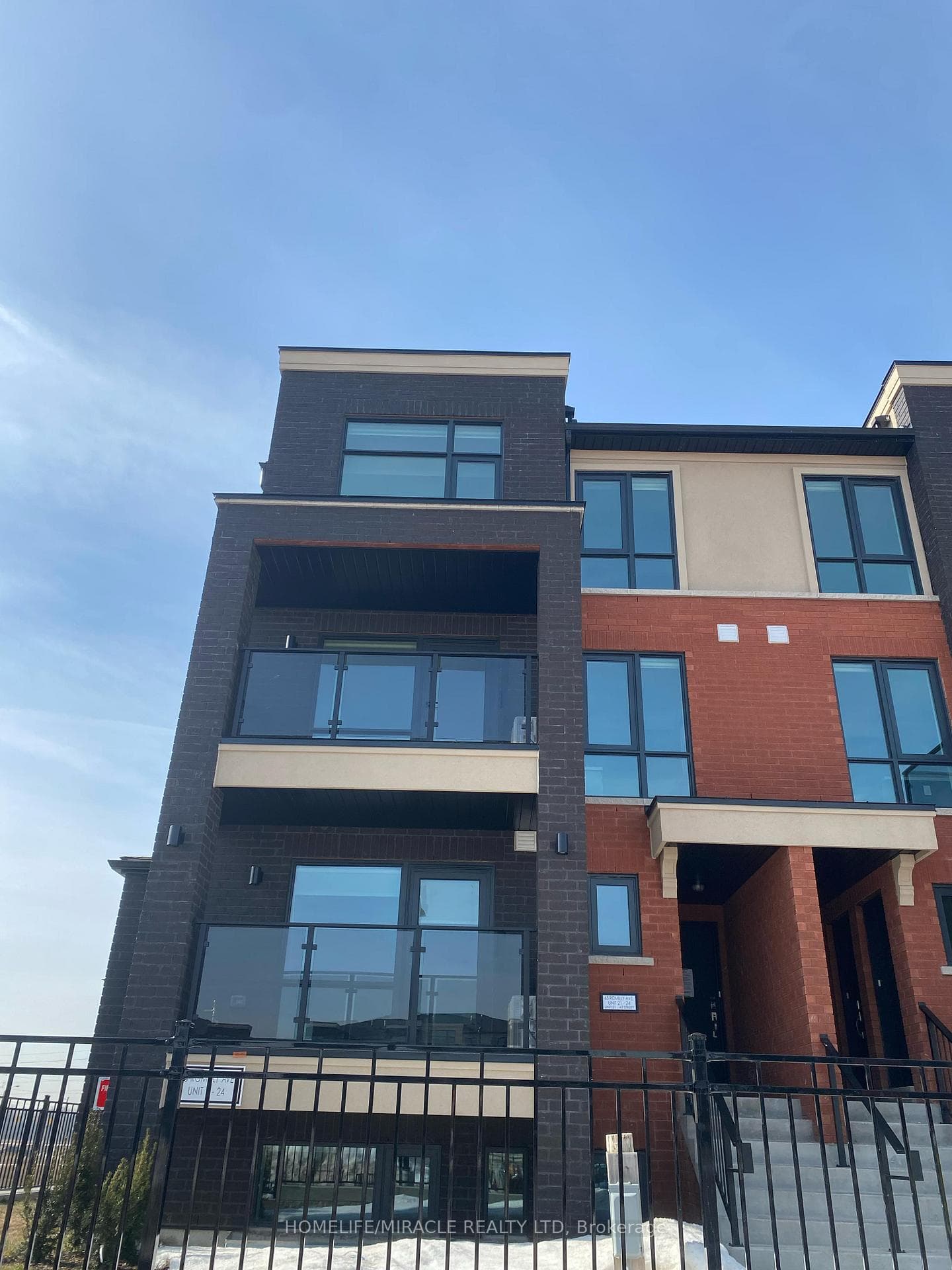 65 Romilly Avenue Unit 23, Brampton, ON L7A 0B7 - Photo 1