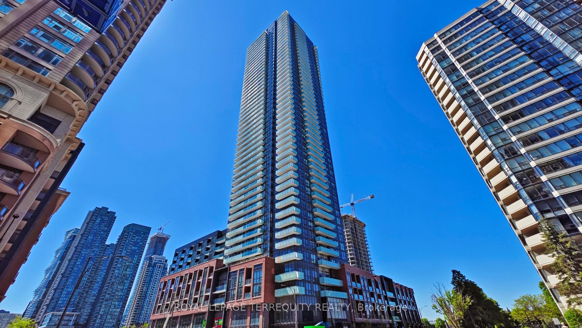 430 Square One Drive Unit 4502, Mississauga