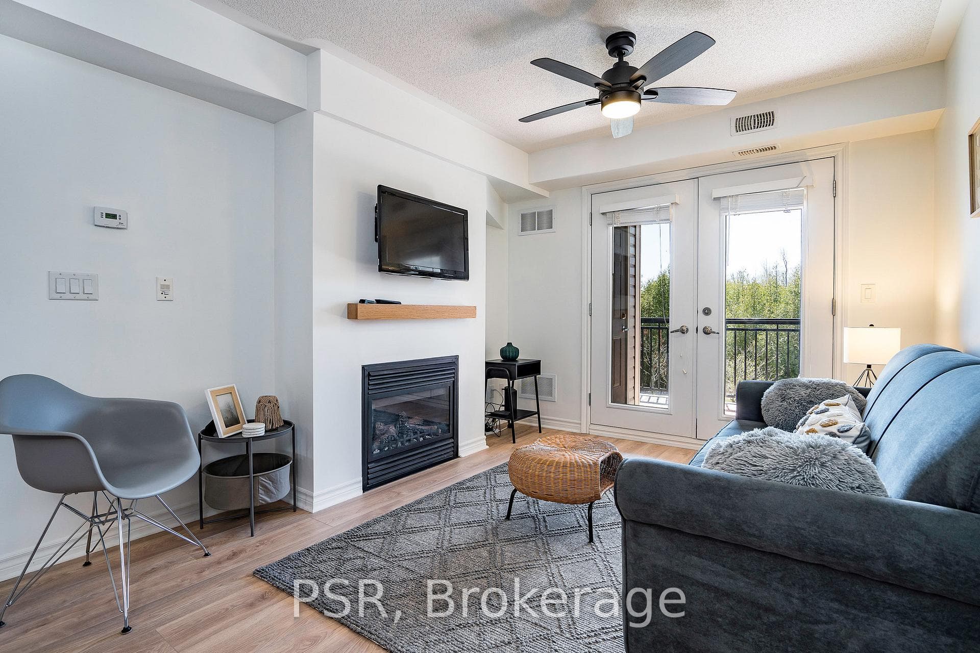 8 BRANDY LANE Drive Unit 204, Collingwood, ON L9Y 0X4 - Photo 1