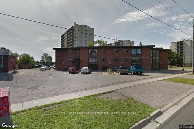 211 Nonquon Road Unit 202, Oshawa, ON L1G 3S8 - Photo 1