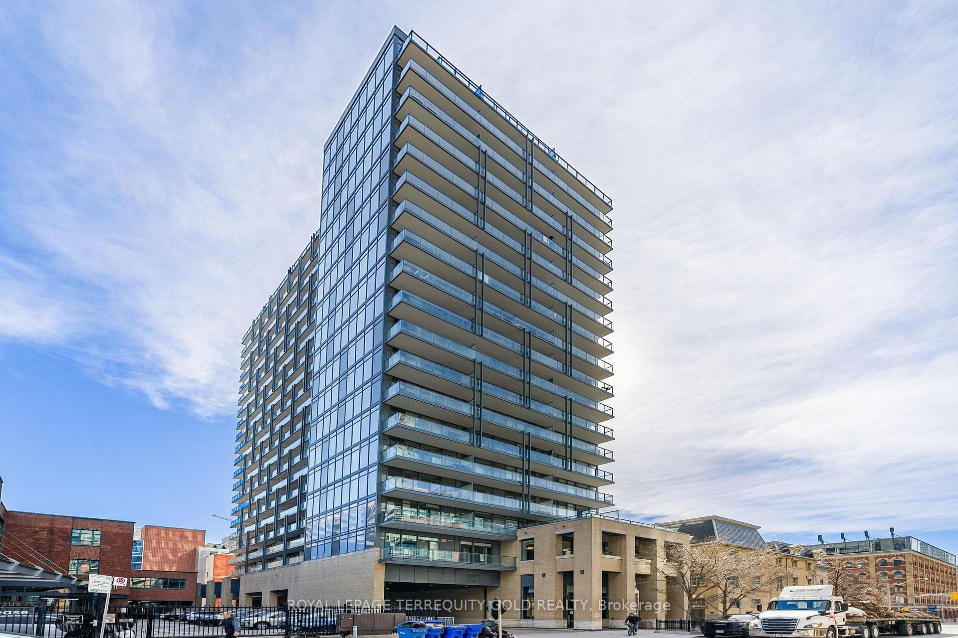 105 George Street Unit 1901, Regent Park / Cabbagetown / St. James Town, ON M5A 0L4 - Photo 1