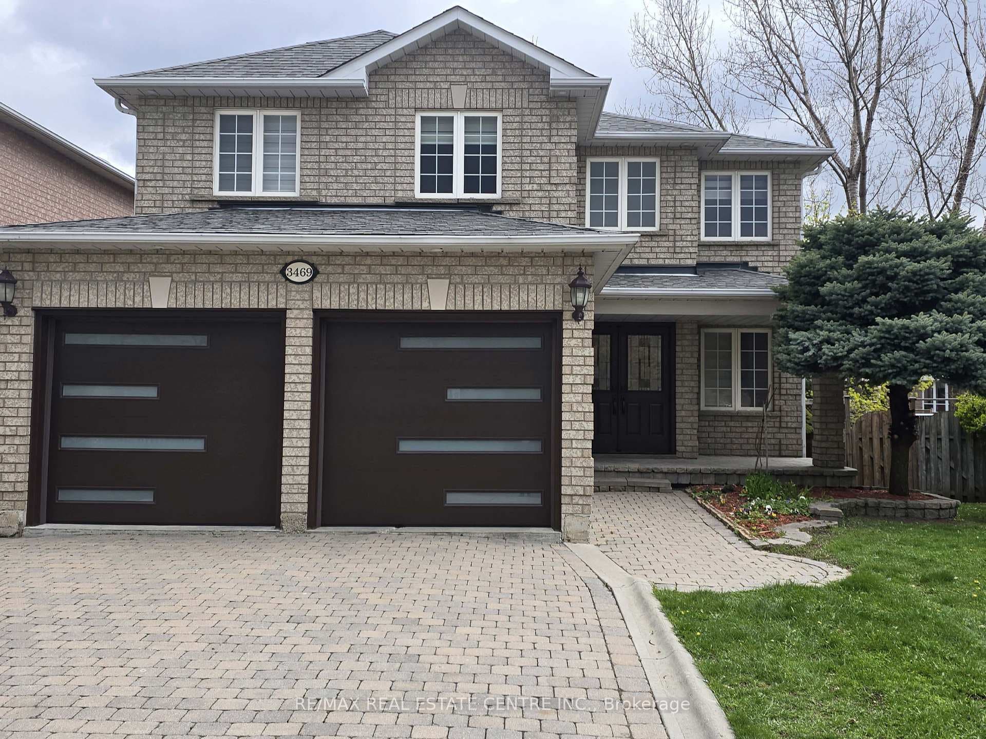 3469 Old Orchard Park Drive, Mississauga, ON L5B 4E1 - Photo 1