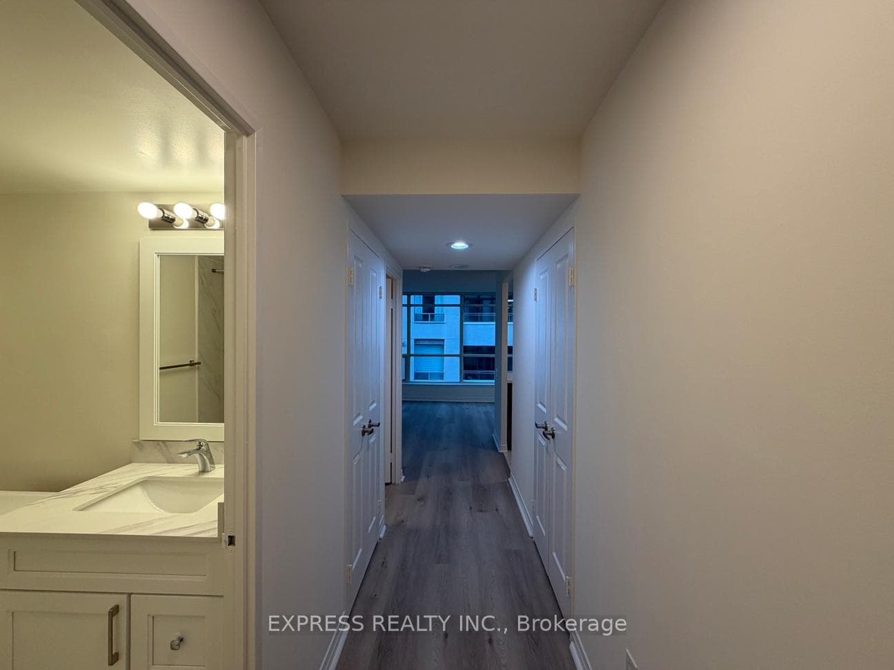 942 Yonge Street Unit 504, Annex / Yorkville / Summerhill, ON M4W 3S8 - Photo 1