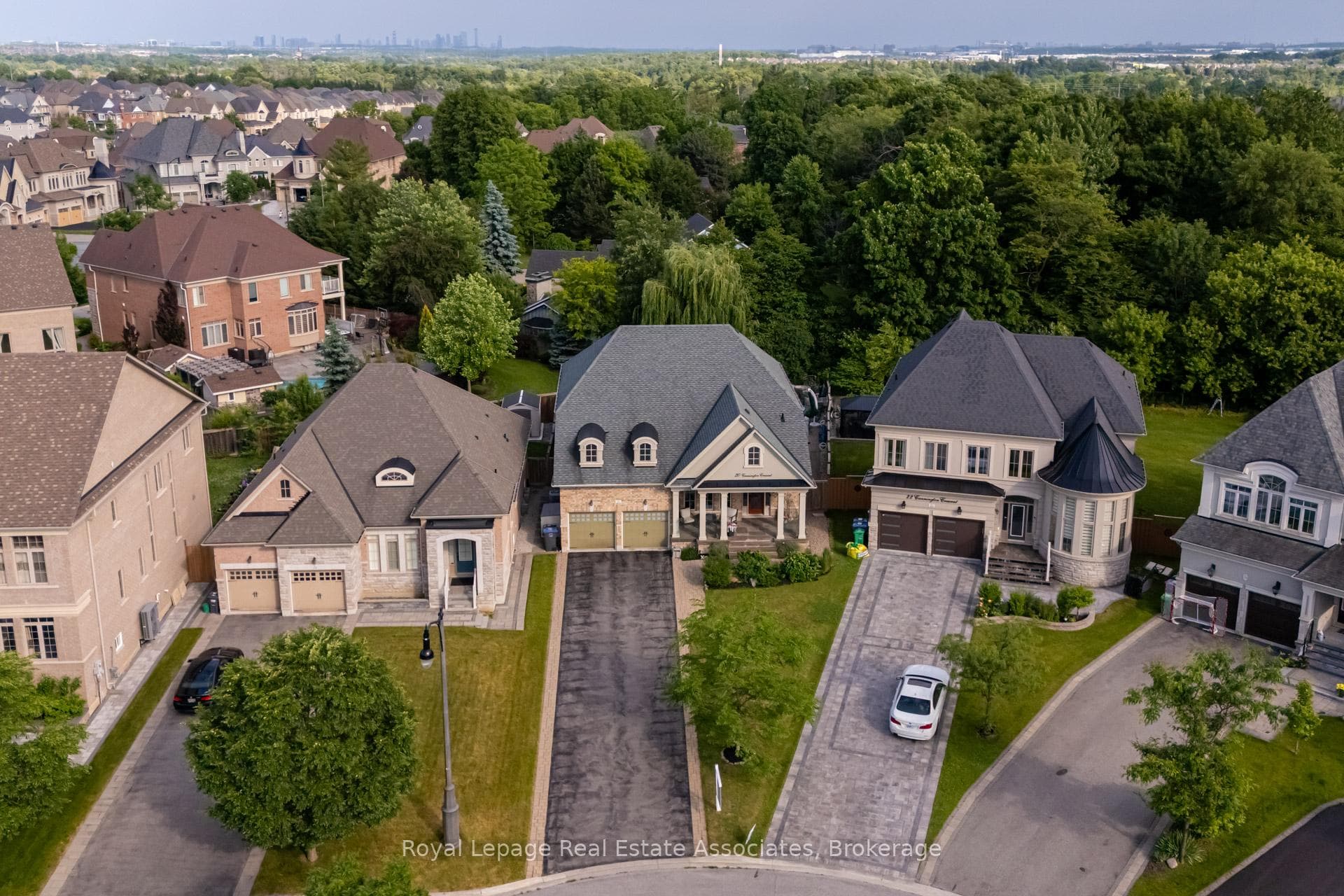 20 Cannington Crescent, Brampton, ON L6X 0W6 - Photo 1
