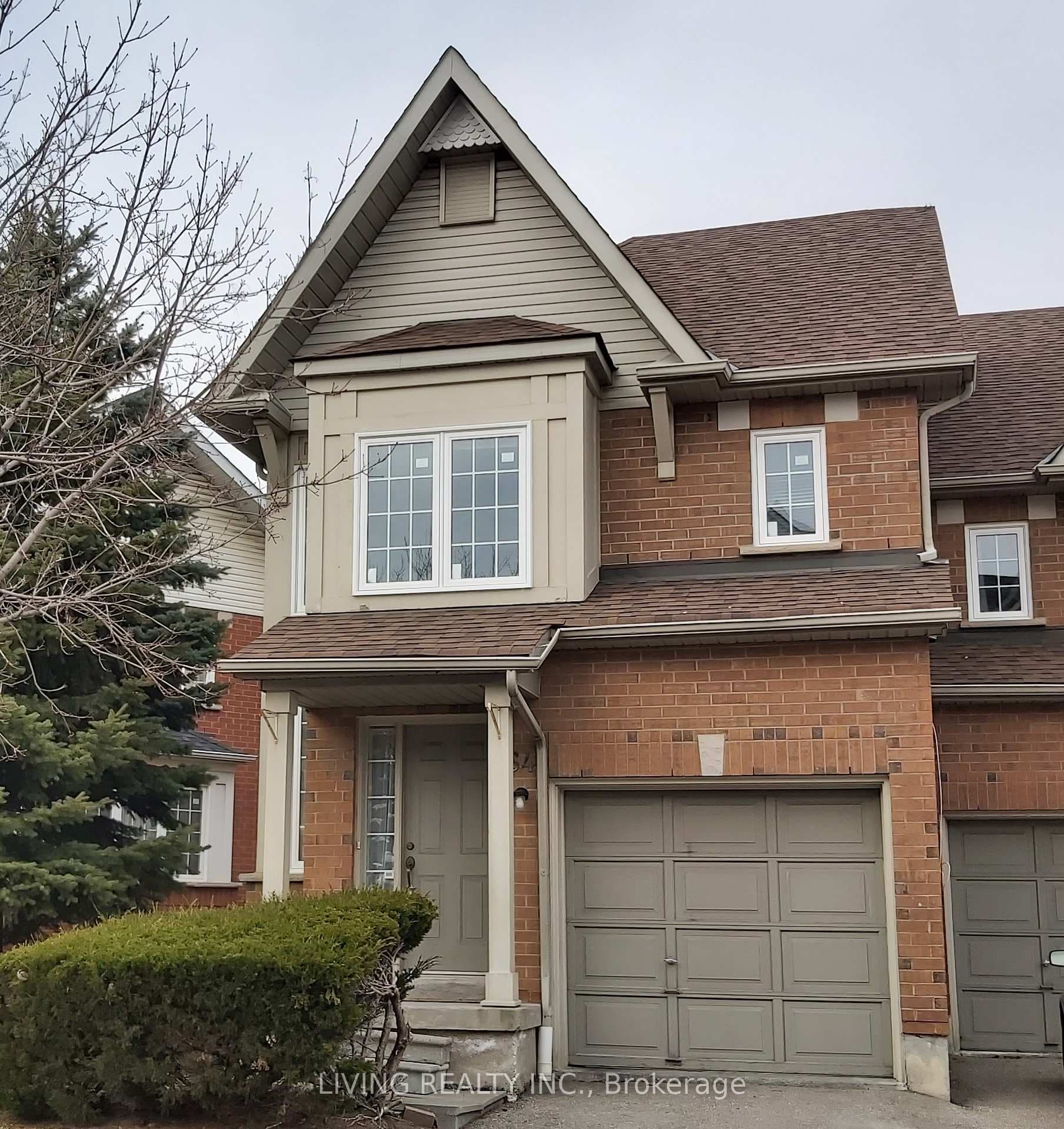 1575 South Parade Court Unit 64, Mississauga
