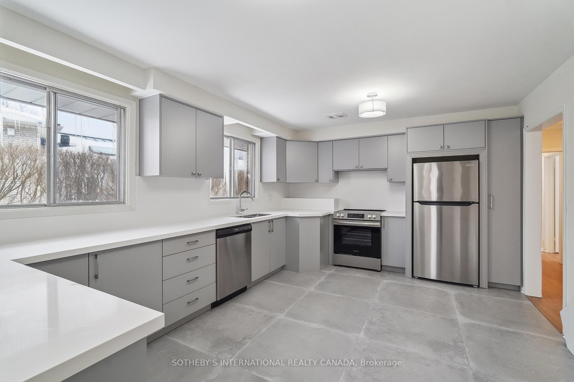 201 Fenn Avenue, Bridle Path / York Mills / Hoggs Hollow, ON M2P 1Y1 - Photo 1