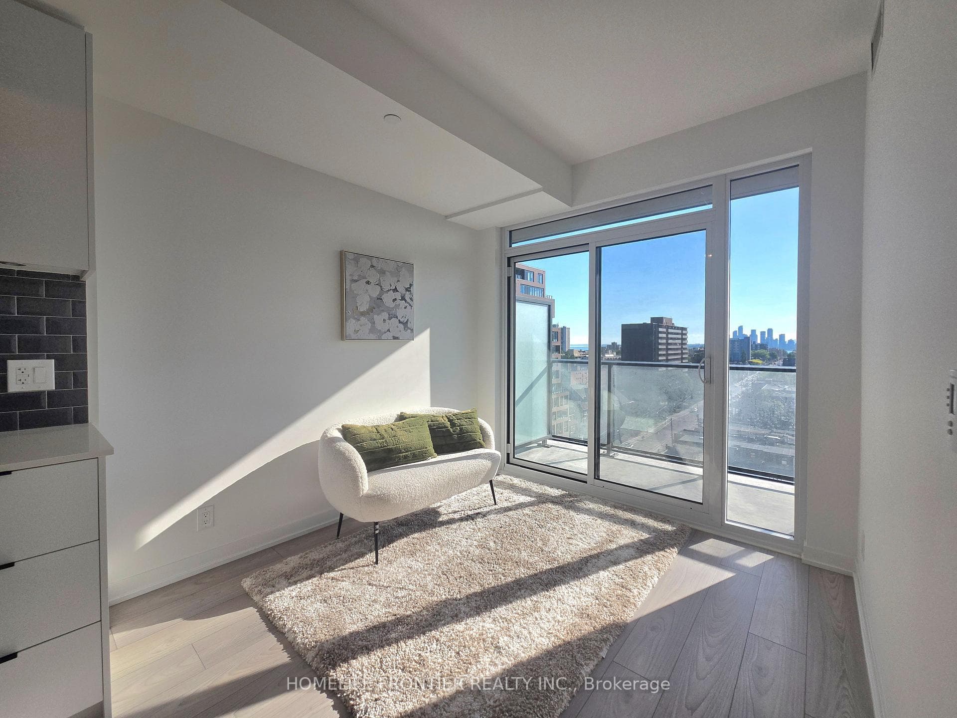 285 Dufferin Street Unit 822, High Park / Junction / Roncesvalles
