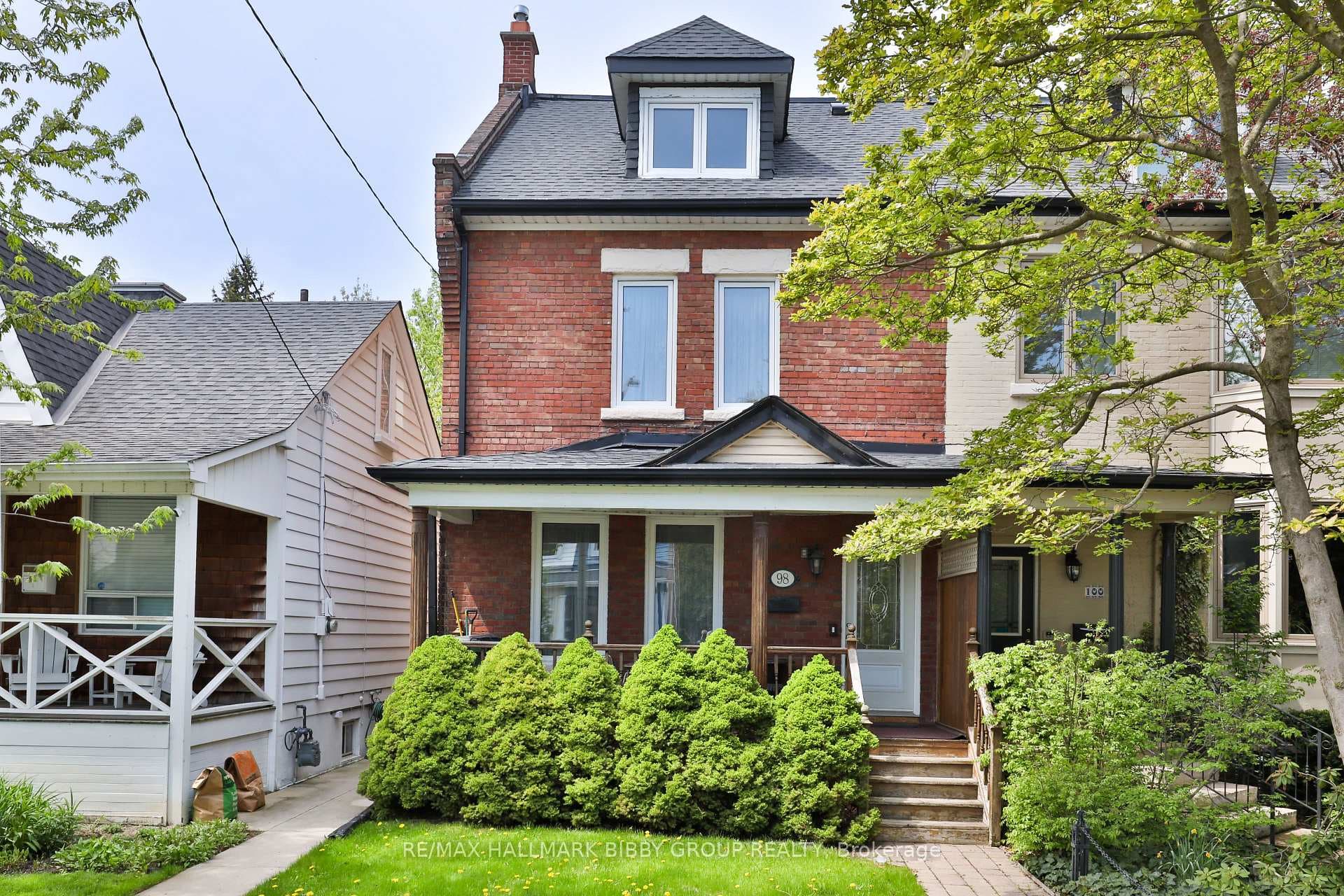98 Fuller Avenue, Toronto W01