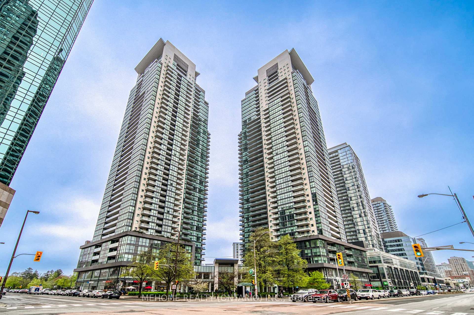 5168 Yonge Street Unit 502, Thornhill / Willowdale, ON M2N 0G1 - Photo 1