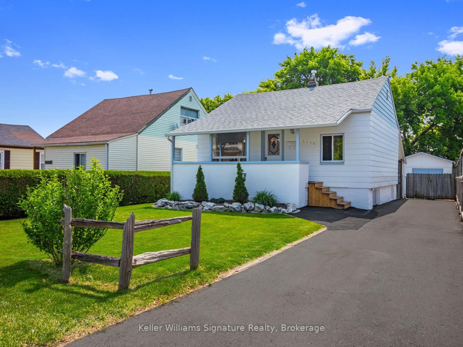 3138 Merritt Avenue, Mississauga, ON L4T 1P3 - Photo 1