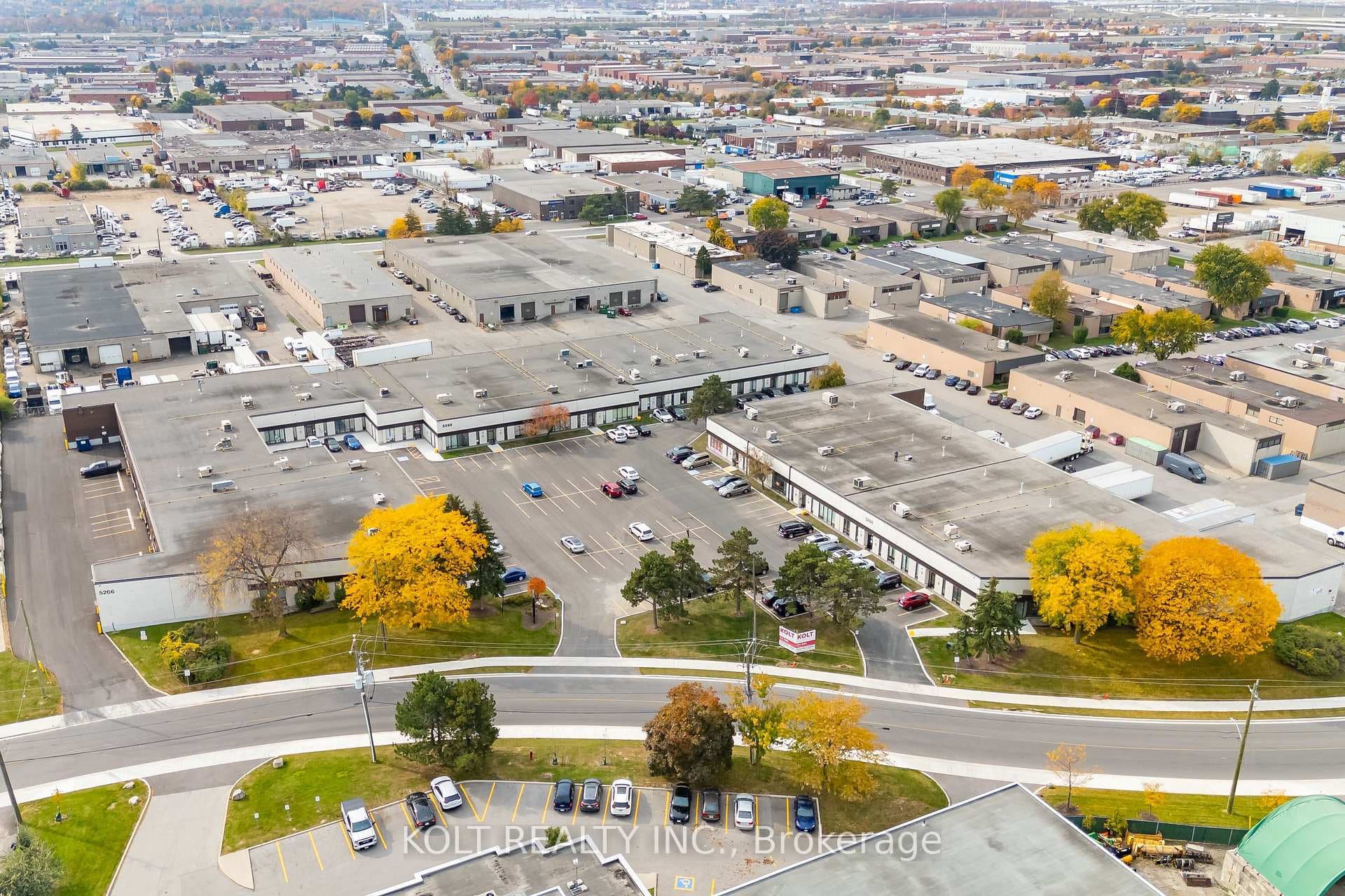 5266 General Road Unit 1 & 2, Mississauga, ON L4W 1Z7 - Photo 1