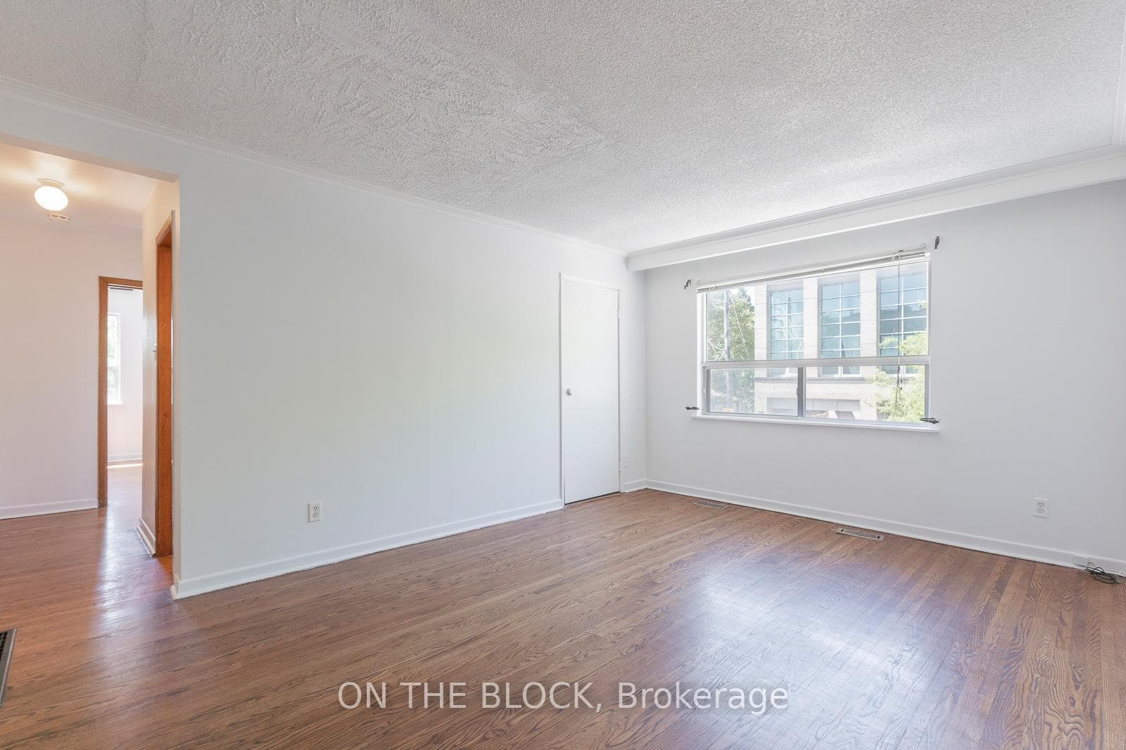 883 St Clair Avenue Unit 2, Annex / Yorkville / Summerhill, ON M6C 1C4 - Photo 1