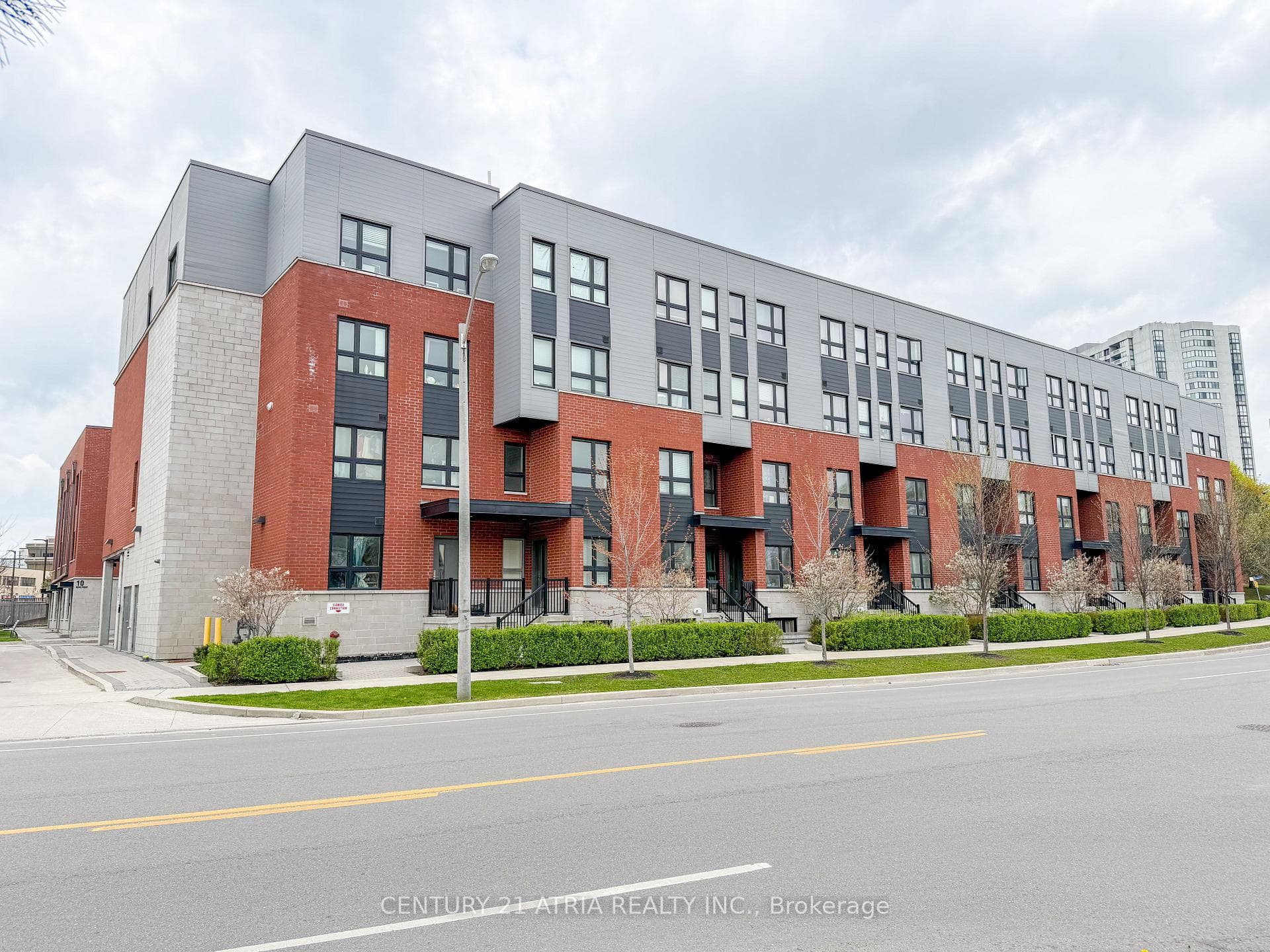 2100 Bridletowne Circle Unit 111, Scarborough Village / Eglinton East, ON M1W 0A6 - Photo 1