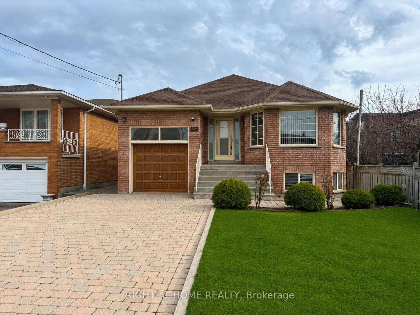 459 Maple Leaf Drive, York / Weston, ON M6L 1R1 - Photo 1