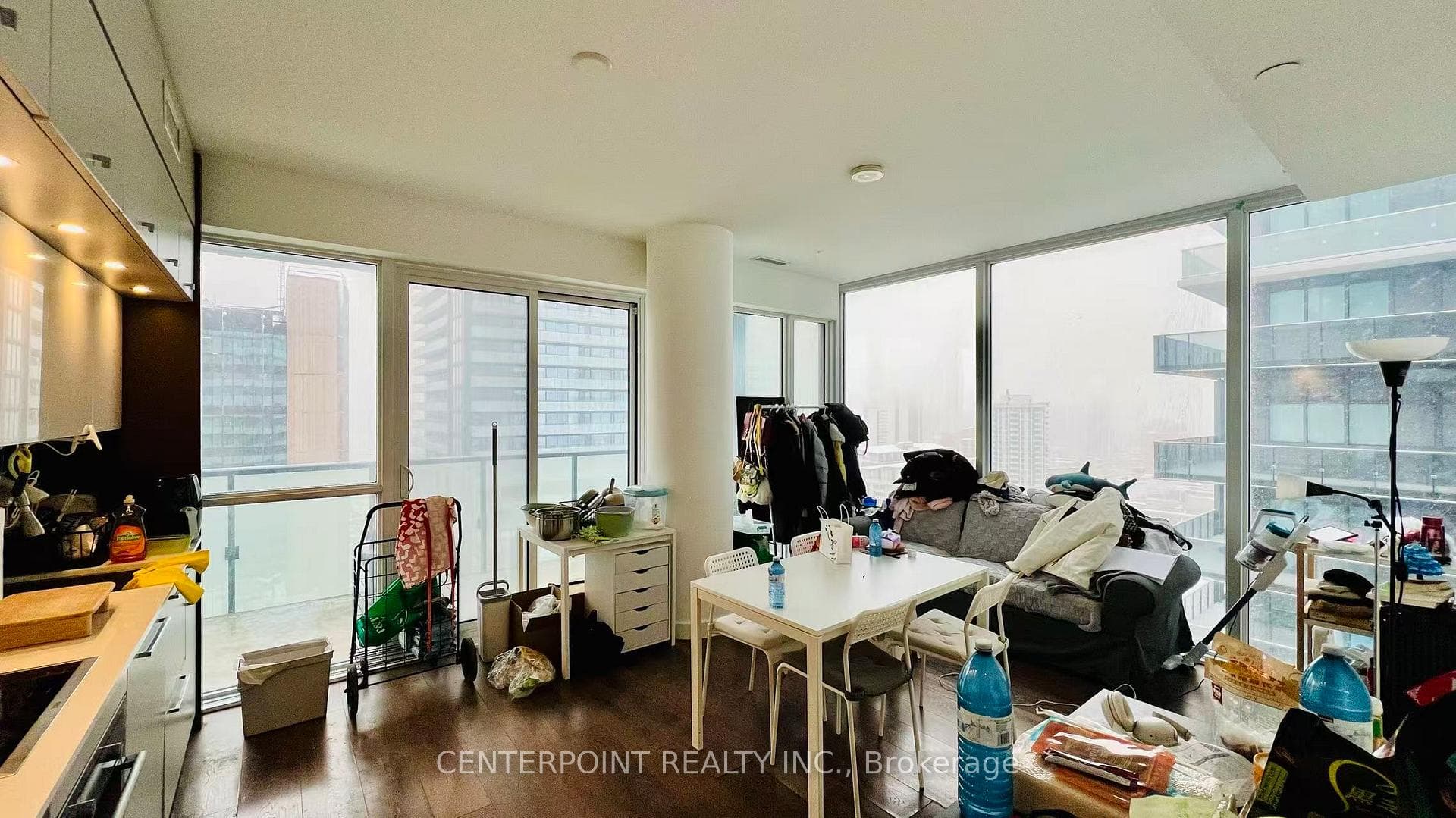 15 Grenville Street Unit 2509, Downtown Toronto / Waterfront, ON M4Y 0B9 - Photo 1