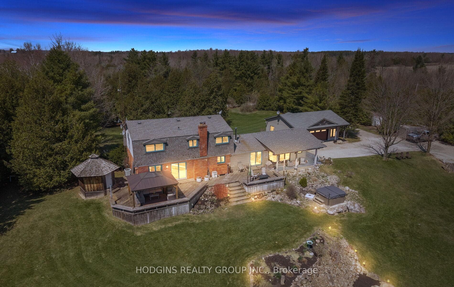 5136 15 Side Road, Milton