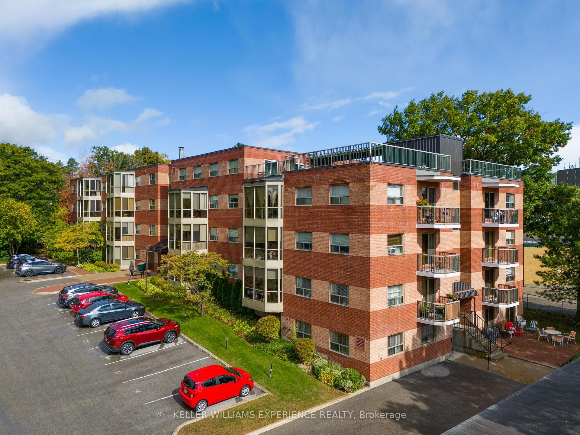 291 Blake Street Unit 207, Barrie