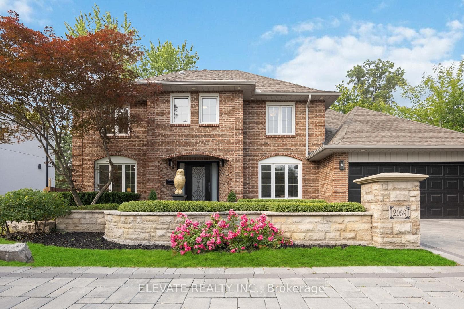 2059 Shawanaga Trail, Mississauga, ON L5H 3Z3 - Photo 1