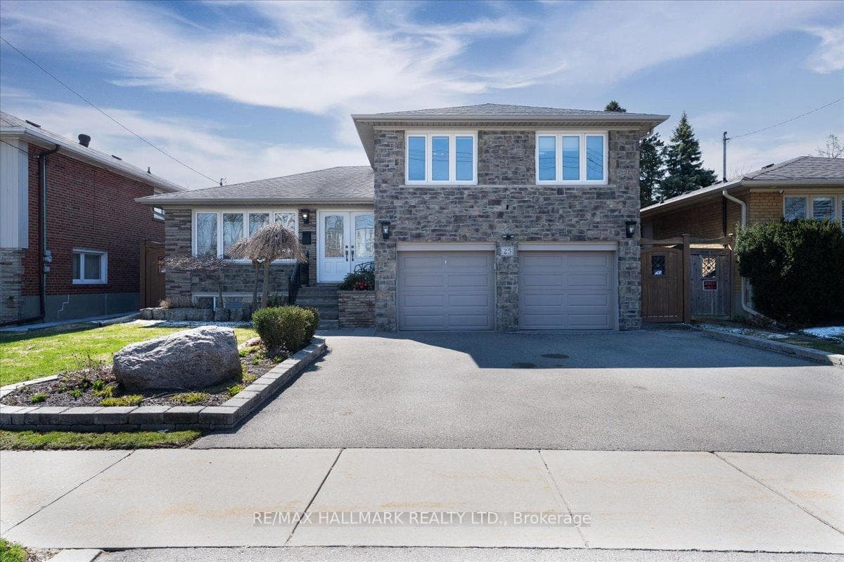 25 Fenley Drive, Etobicoke (Kingsview Village / Humber Heights)