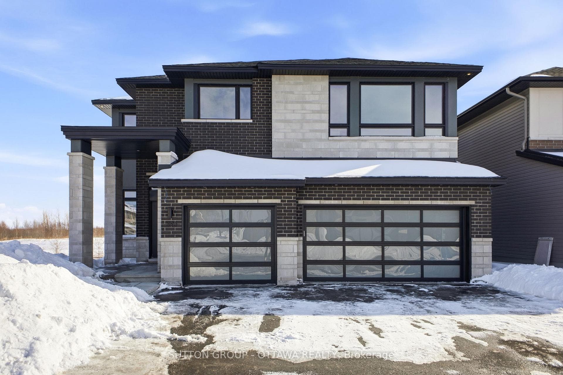395 Longworth Avenue, Leitrim
