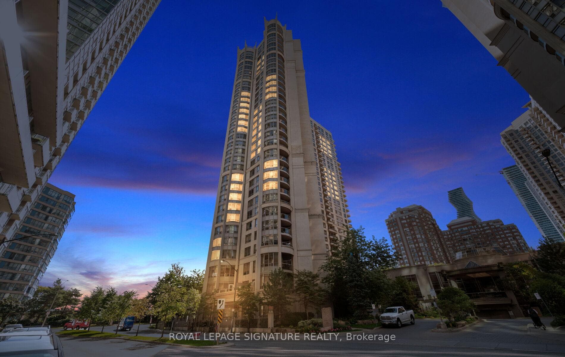 3880 Duke Of York Boulevard Unit 1508, Mississauga, ON L5B 4M7 - Photo 1