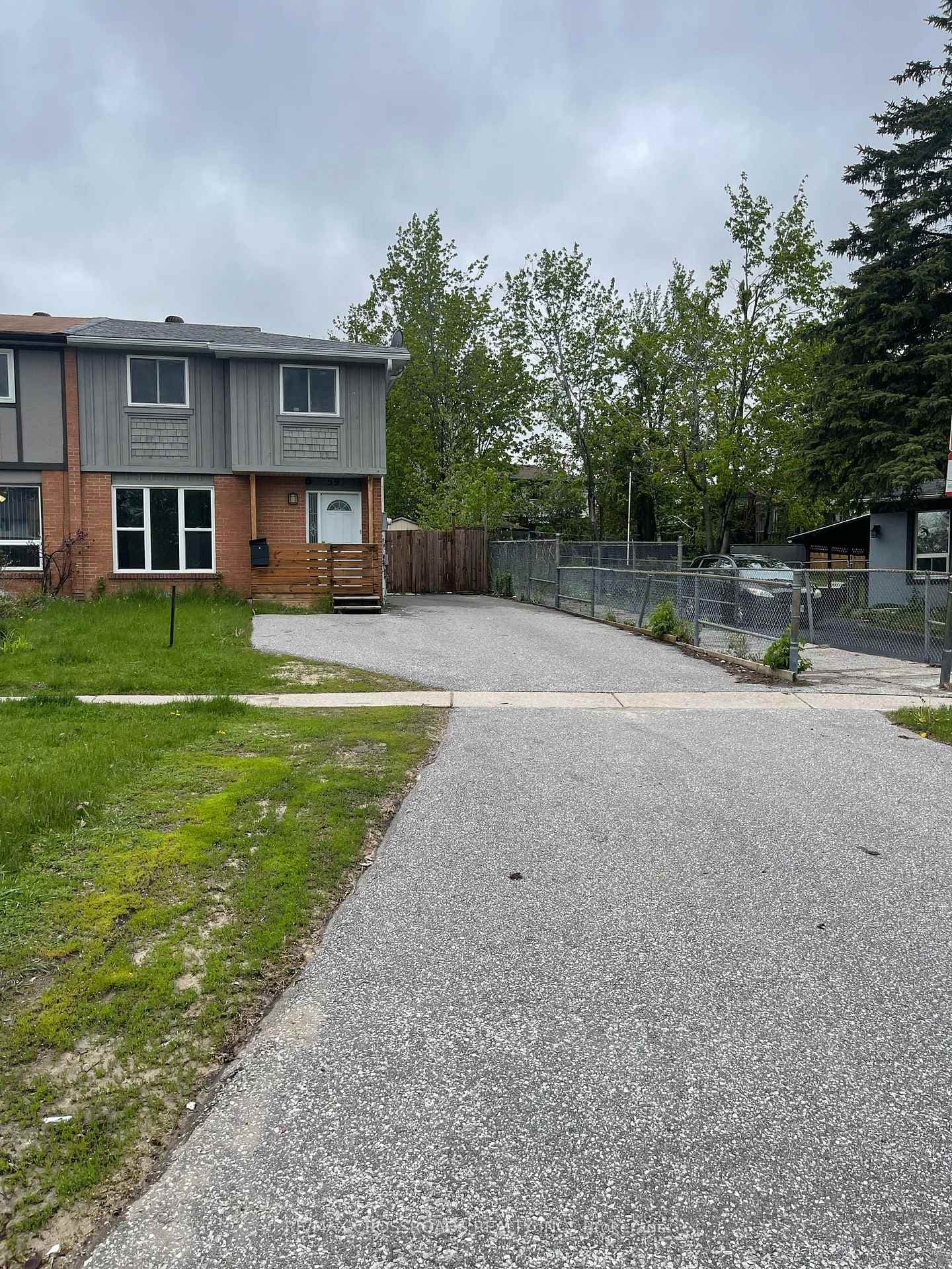 59 Chaucer Crescent, Barrie, ON L4N 4T8 - Photo 1