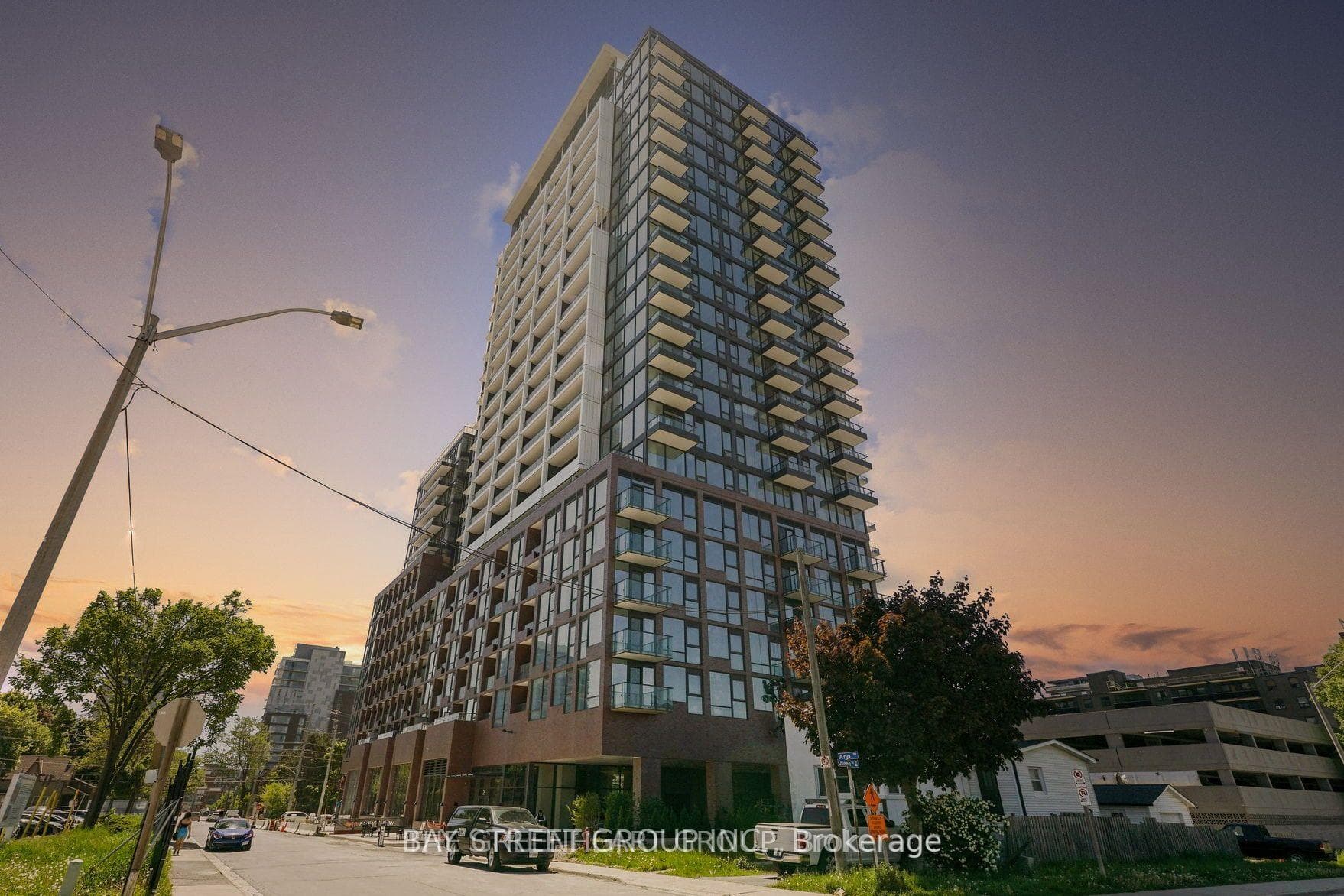 25 Kingsbridge Garden Circle Unit 2021, Mississauga, ON L5R 4B1 - Photo 1