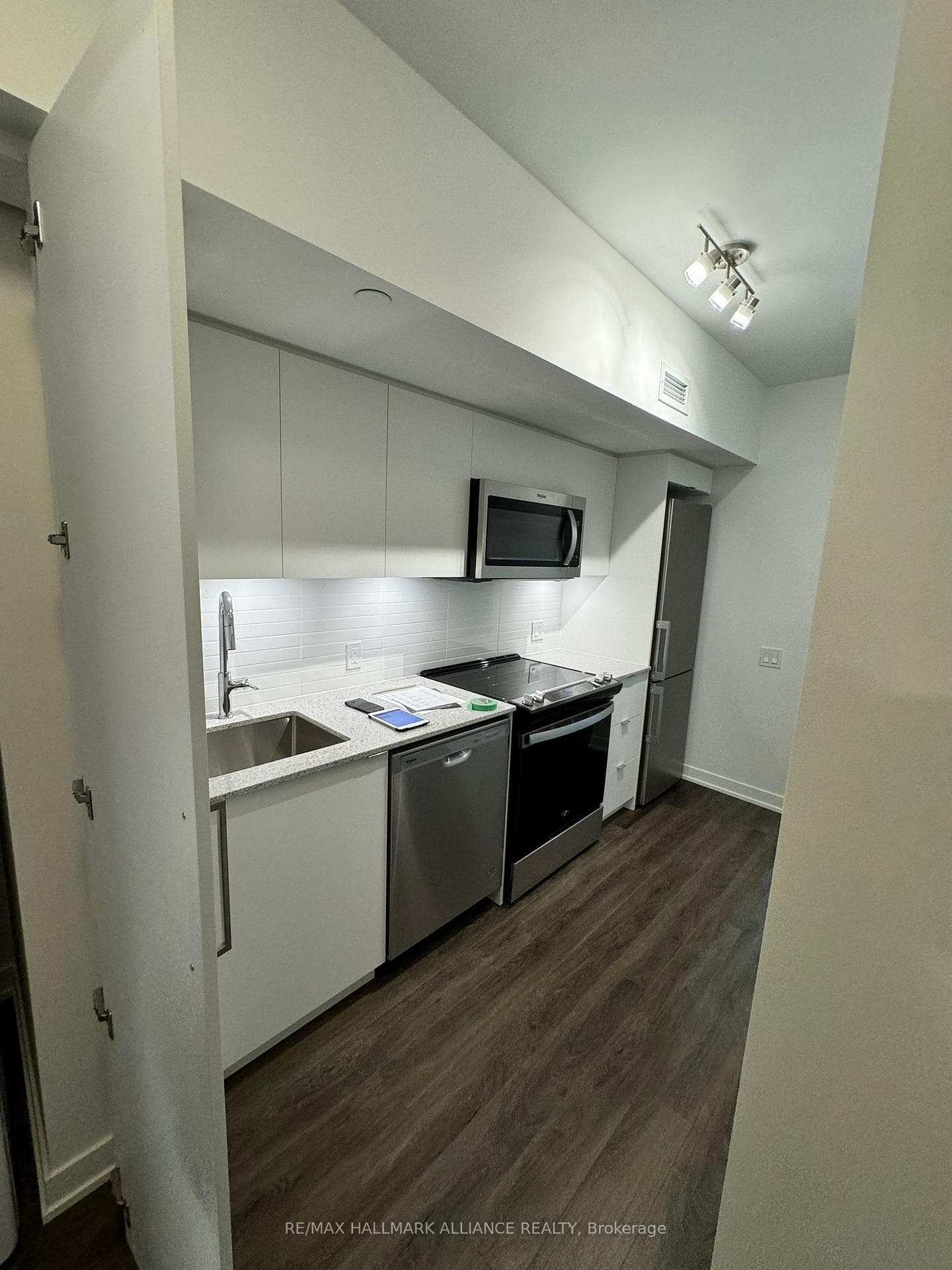 500 Wilson Avenue Unit 436, North York (Bathurst Manor / Clanton Park), ON M3H 0E5 - Photo 1