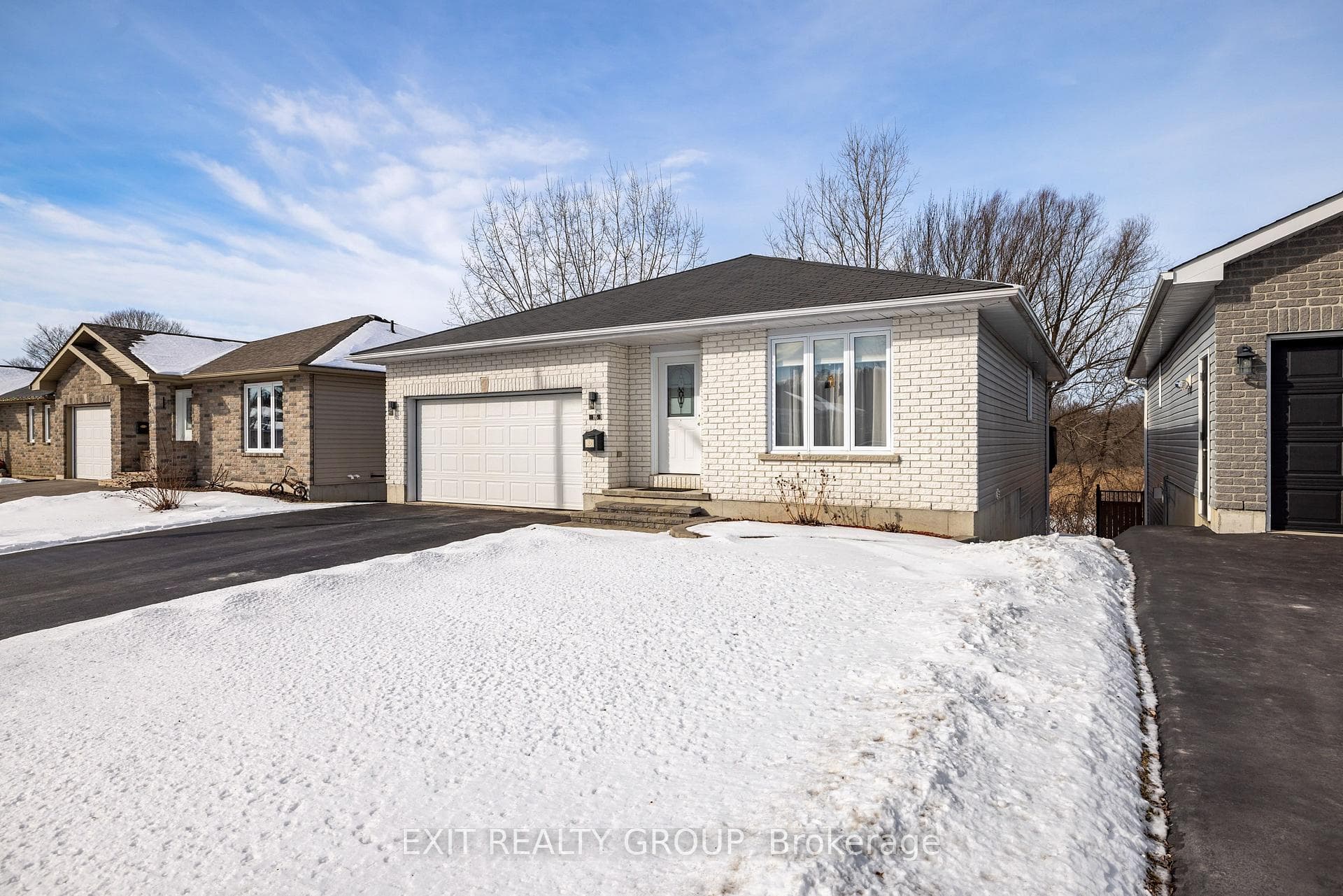 195 Nicholas Street, Quinte West, ON K8V 6E8 - Photo 1