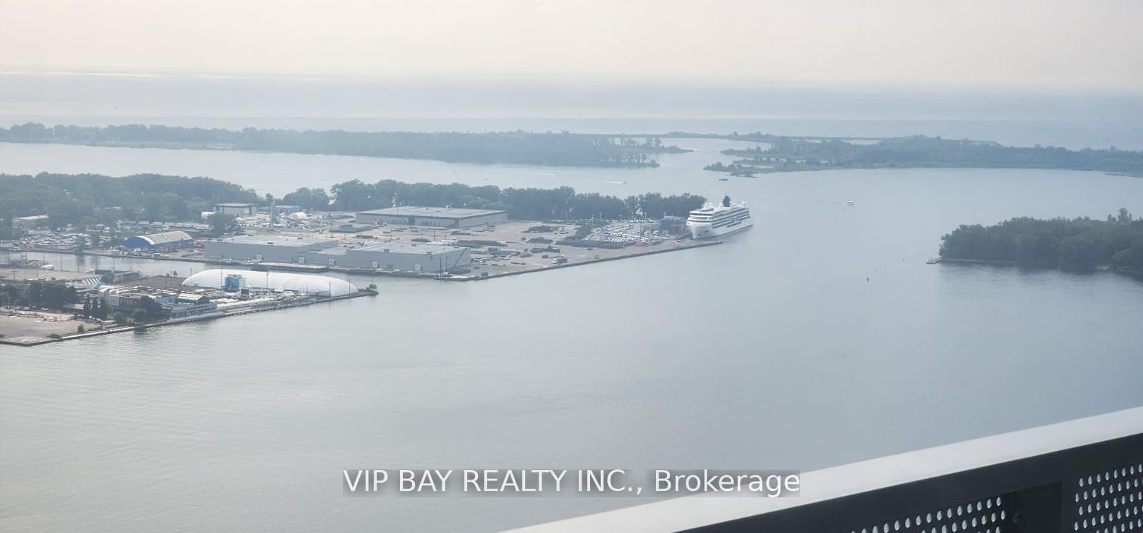 138 Downes Street Unit 5905, Regent Park / Cabbagetown / St. James Town, ON M5E 0E4 - Photo 1