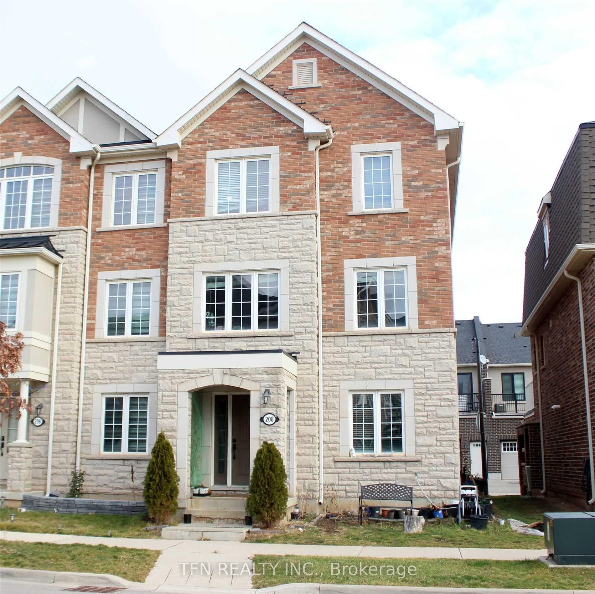 208 Ellen Davidson Drive, Oakville