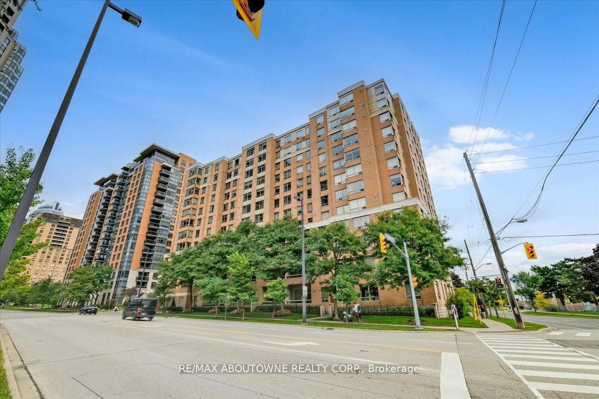 88 Grandview Way Unit 717, Willowdale / Newtonbrook, ON M2N 6V6 - Photo 1