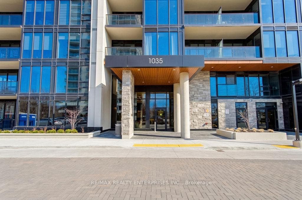 1035 Southdown Road Unit 1406, Mississauga, ON L5J 0A2 - Photo 1